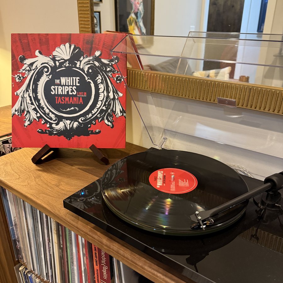 The White Stripes - Live from Tasmania (Vault #68)